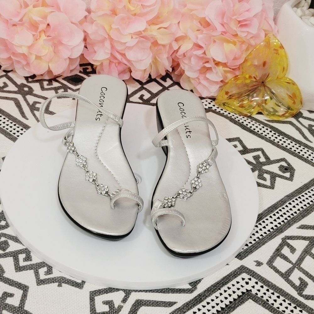 Anthropologie Coconuts Matisse Silver Sandals Size: 7.5